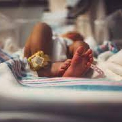 Момиче е първото бебе за 2024 година което проплака в