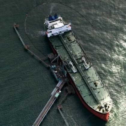 Британската компания за морска сигурност Амбри Ambrey съобщи че контейнеровоз