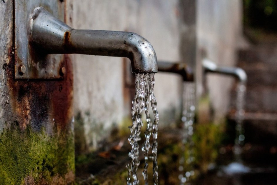 Заради радиоактивност: Забраниха водата да се пие в наше село