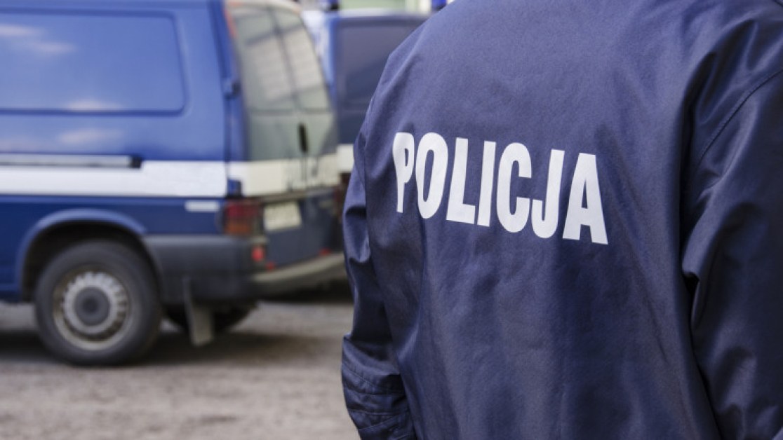 Полската полиция арестува двама политици, осъдени за злоупотреба с власт,