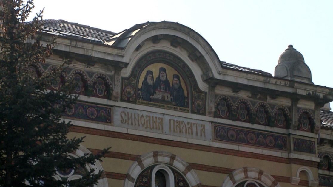 Светият синод се събира извънредно