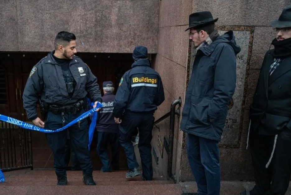 Таен тунел под синагога в Ню Йорк предизвика бой с полицията