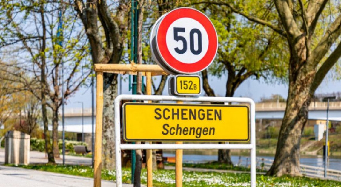 Австрия запазва ветото на България и Румъния към Шенген със сухопътни граници