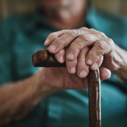 Пенсионирането представлява етап в живота на всеки работник но често
