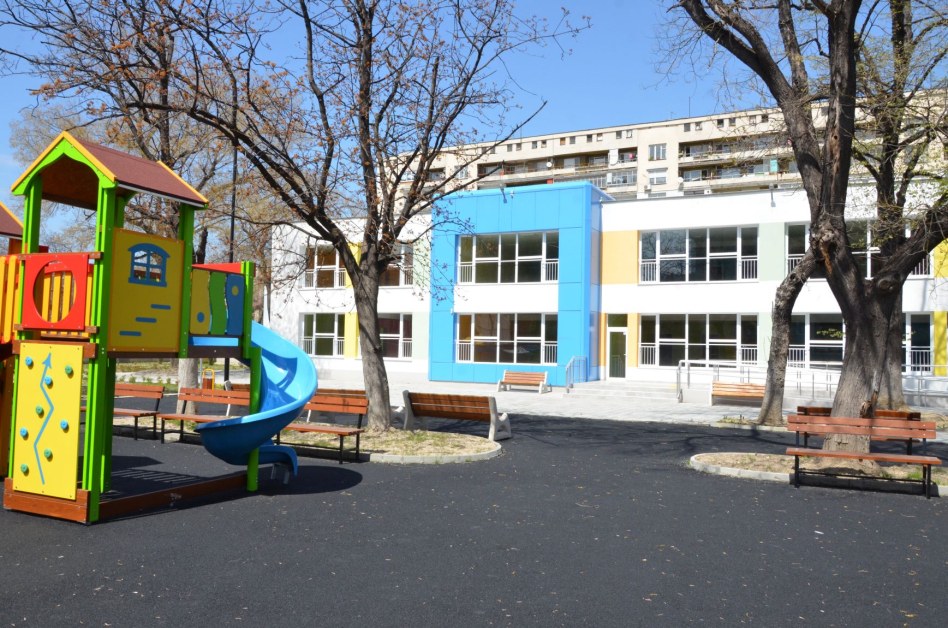 436 деца останаха без ясла в Пловдив - свободните места само 21