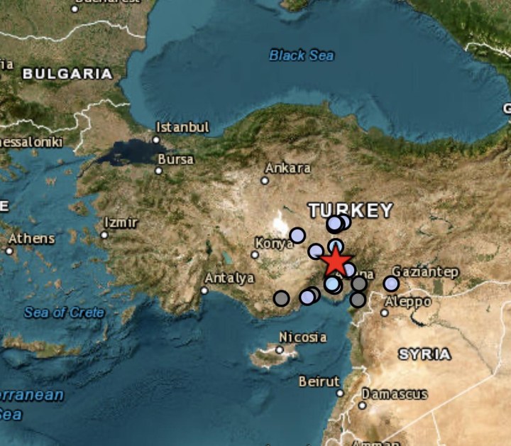 Трус разклати част от Турция