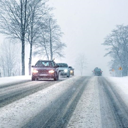Републиканските пътища са проходими при зимни условия  Настилките са обработени но