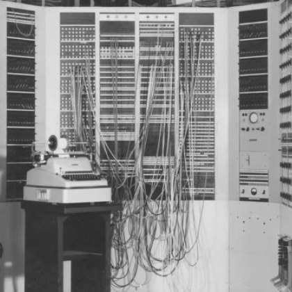 Британската разузнавателна агенция GCHQ публикува снимки на Colossus първият цифров