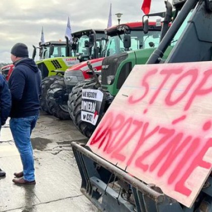 Полските фермери започнаха широкомащабни протести в цялата страна срещу вноса