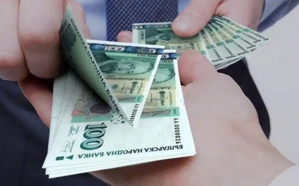 Кога имаме право на обезщетение от шест заплати при пенсиониране