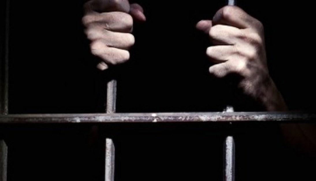 Мъж разкри на смъртния си одър, че е един от най-издирваните бегълци