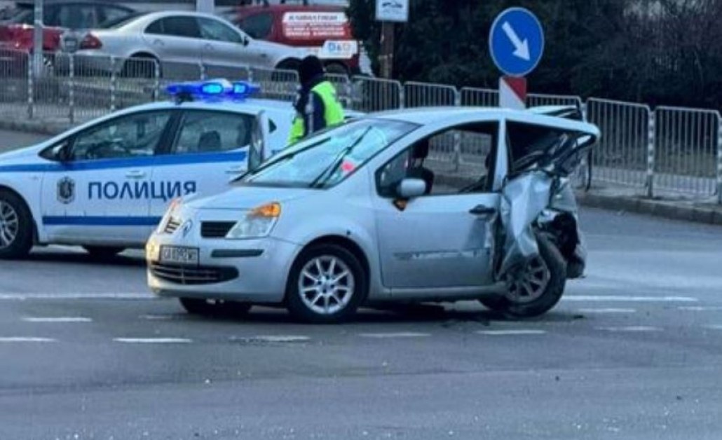 Как ще санкционират шофьора, блъснал две коли в София
