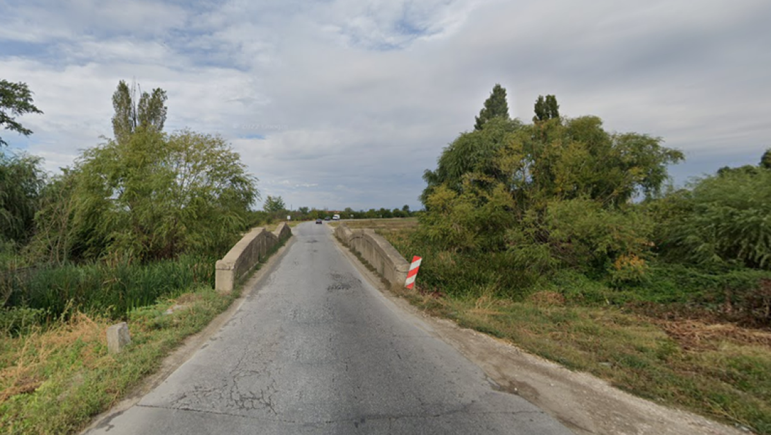 Нов мост ще бъде изграден на пътя Хисаря – Калояново.
