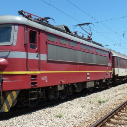 Директният бърз влак от Горна Оряховица до Пловдив който минава