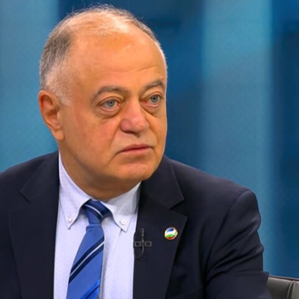 Ген. Атанасов: Около 10-12 магистрати членуват в частния клуб на Нотариуса