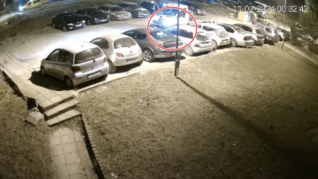 Резил! Мъж открадна автомобилни тасове във Варна СНИМКИ