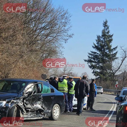 Нова катастрофа до София Инцидентът е станал между два автомобила в