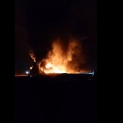Огромен пожар избухна в автоморга намираща се между селата Руен