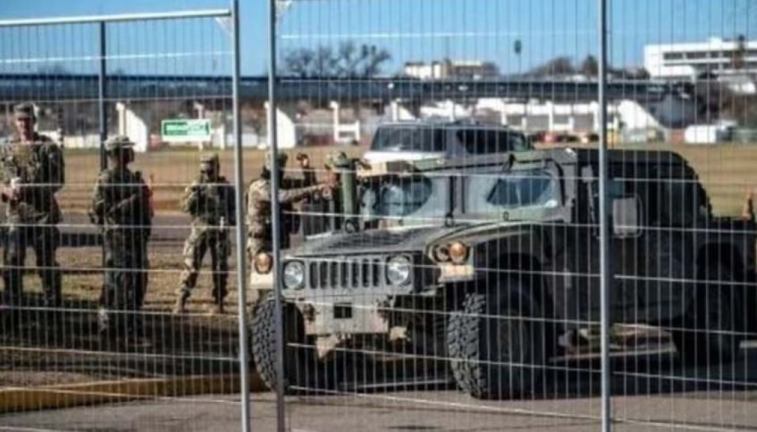 Тексас строи военна база на границата с Мексико