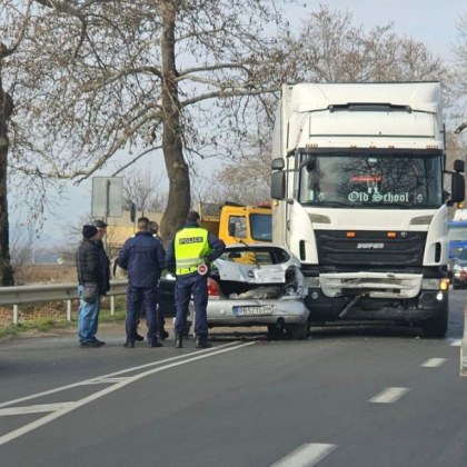 Пътен инцидент е станал тази сутрин на пътя Пловдив Пазарджик Катастрофата