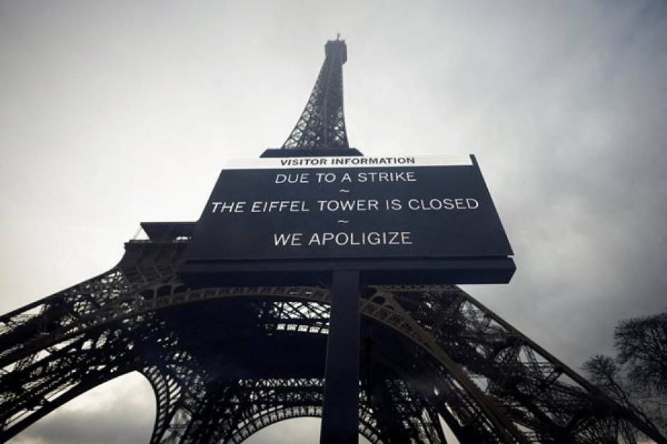 От днес Айфеловата кула отново приема посетители след шестдневна стачка