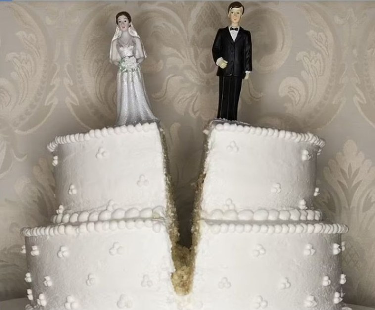 Учените откриха кой е по-щастлив: женените или необвързаните