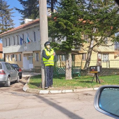 Джигити летят по улиците на България но граждани не се