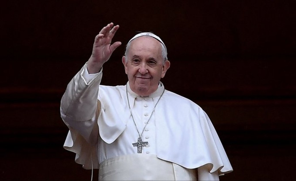 Папа Франциск е бил закаран днес за медицински прегледи в