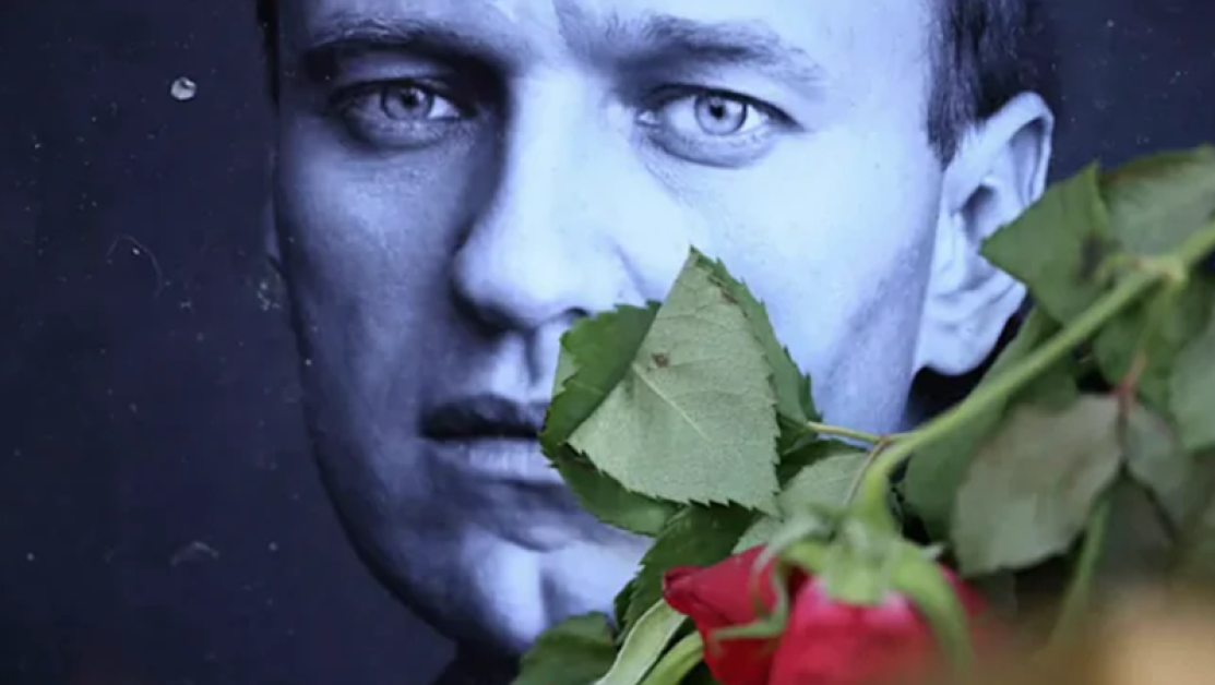 При засилени мерки за сигурност: Погребението на Навални започна НА ЖИВО