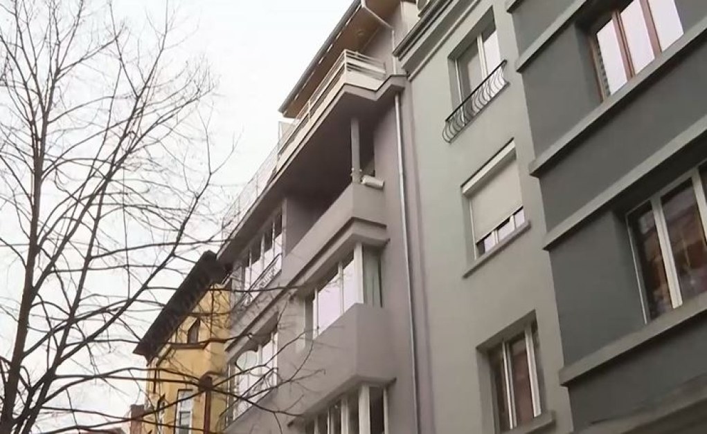 Съмнения за имотна измама: Жена остана без двете си жилища в София