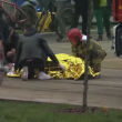 Kола се вряза в трамвайна спирка в Полша, има ранени