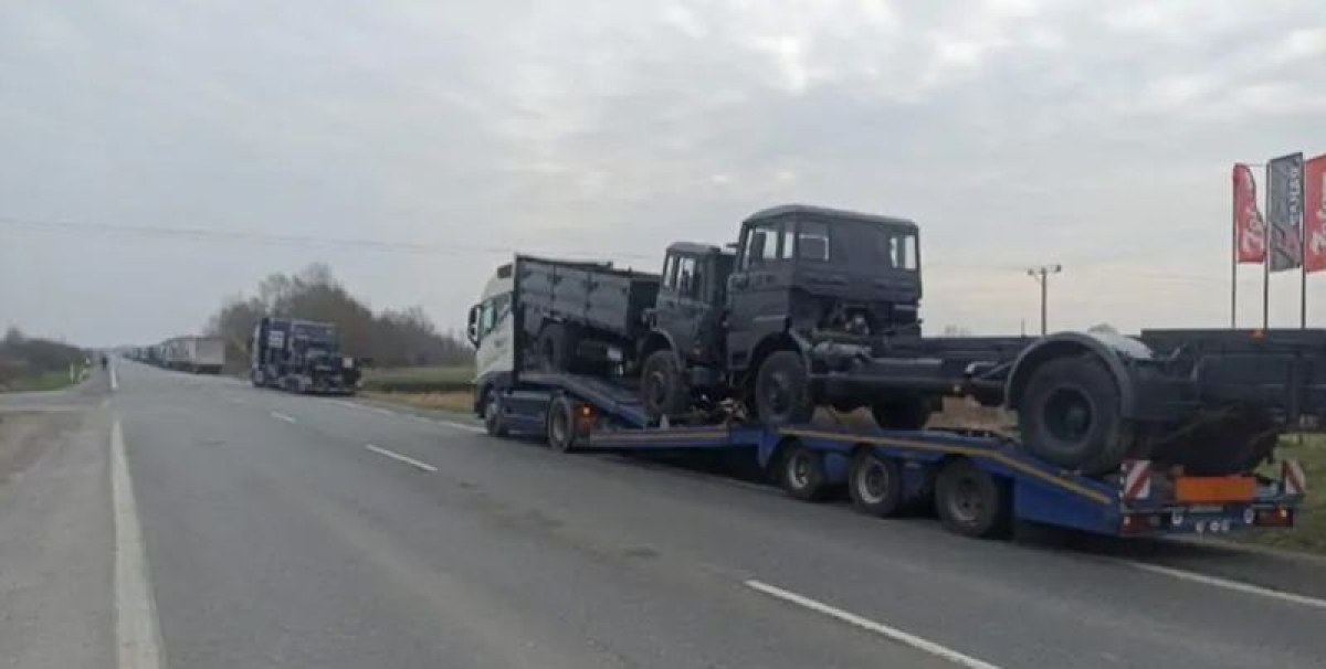 Чупят прозорци: Полски фермери спряха да пропускат камиони за ВСУ