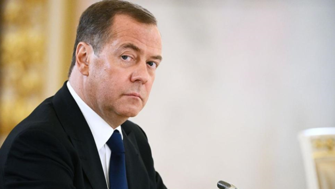 Медведев каза, че Украйна „със сигурност е Русия