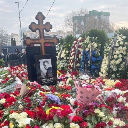 Медиите забелязаха че гробът на Алексей Навални се появи на