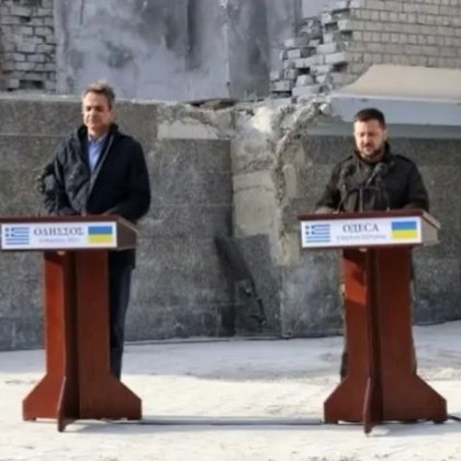 Президентът на Украйна Владимир Зеленски се появи публично и коментира ракетната