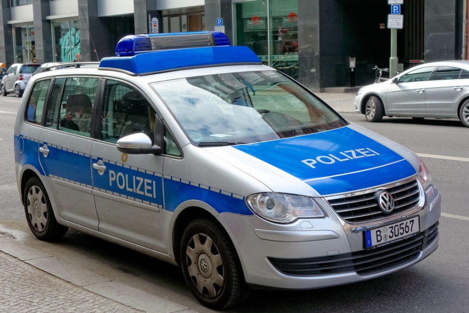 Арестуваха въоръжен мъж в училище край Берлин