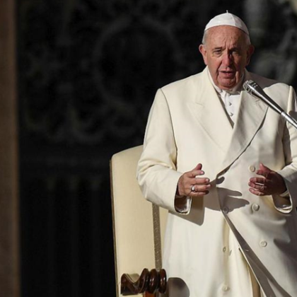 Противоречиво изказване на папа Франциск Украйна трябва да има