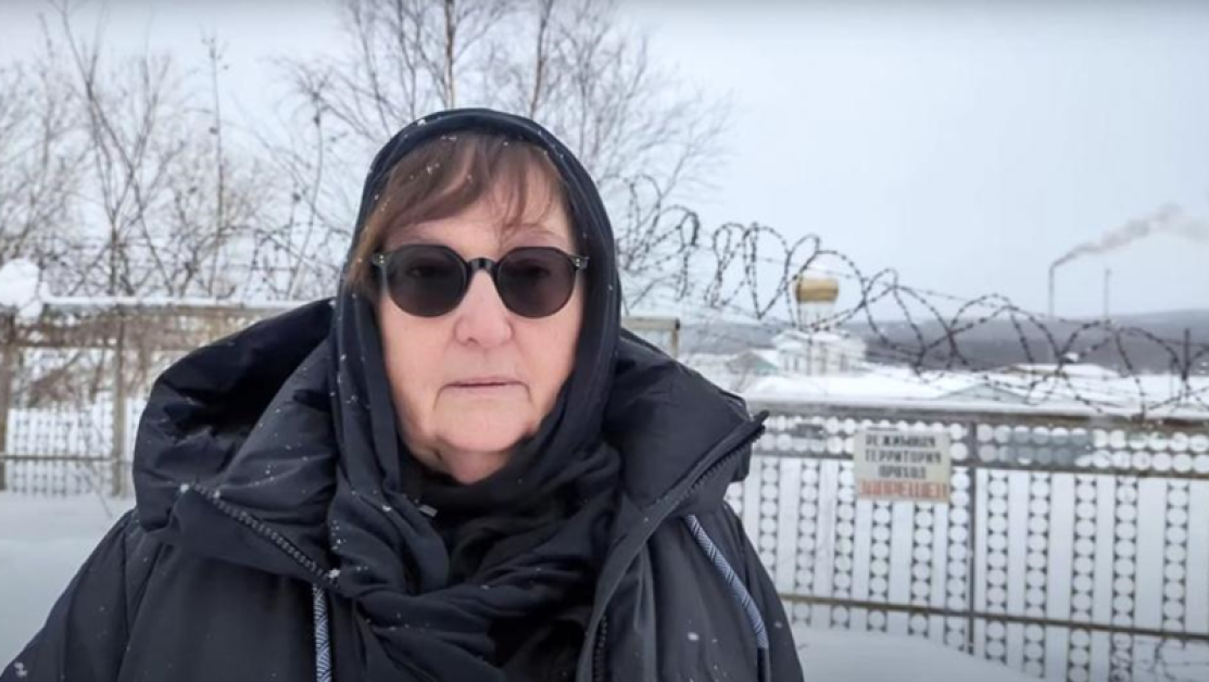 Родителите на Навални благодариха на хората, които са му отдали почит