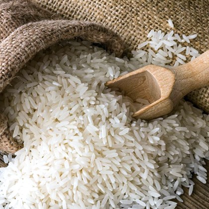 Оризът е основен продукт в диетата на много хора Той