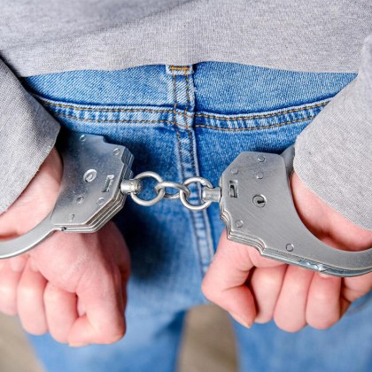 Служители на полицейското управление в Павликени задържаха 44 годишен местен жител