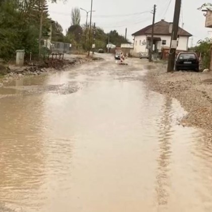 Ремонт блокира три села за месеци наред