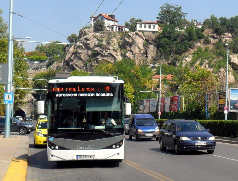 Полицията влиза в автобусите на градския транспорт в Пловдив