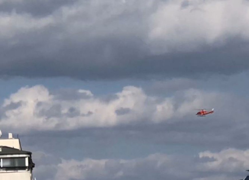 Граждани твърдят, че са заснели първата българска въздушна линейка в