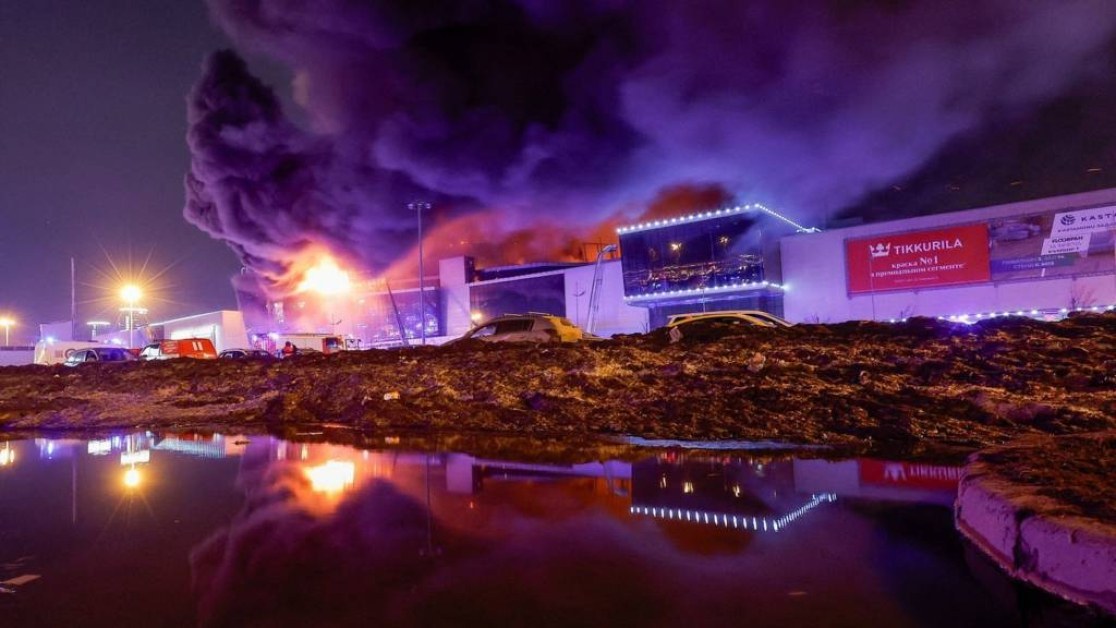 Компанията собственик на руската концертна зала, разрушена при масовата стрелба