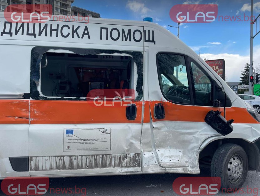 Разкриха какво е състоянието на пострадалите при удара с линейка в Пловдив