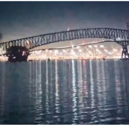 Мостът Франсис Скот Кий в Балтимор щата Мериленд се срути