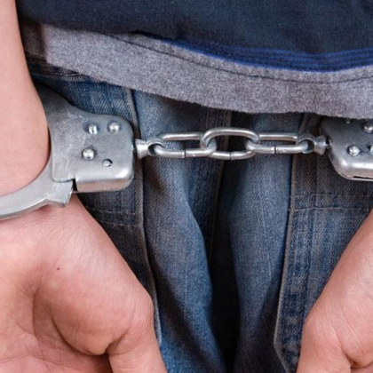 Непълнолетен тийнейджър бе заловен в момент на кражба в пловдивски