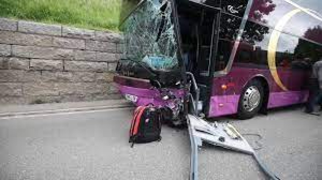 Катастрофа с автобус с ученици в Германия
