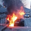 Джип се запали в София СНИМКИ