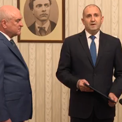 Днес държавният глава Румен Радев прие кандидата за служебен министър председател в президентската
